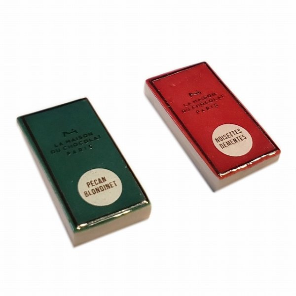 画像1: 【フェーブ】チョコレート2個 LA MAISON DU CHOCOLAT   - 2021年  (M)(S) (1)